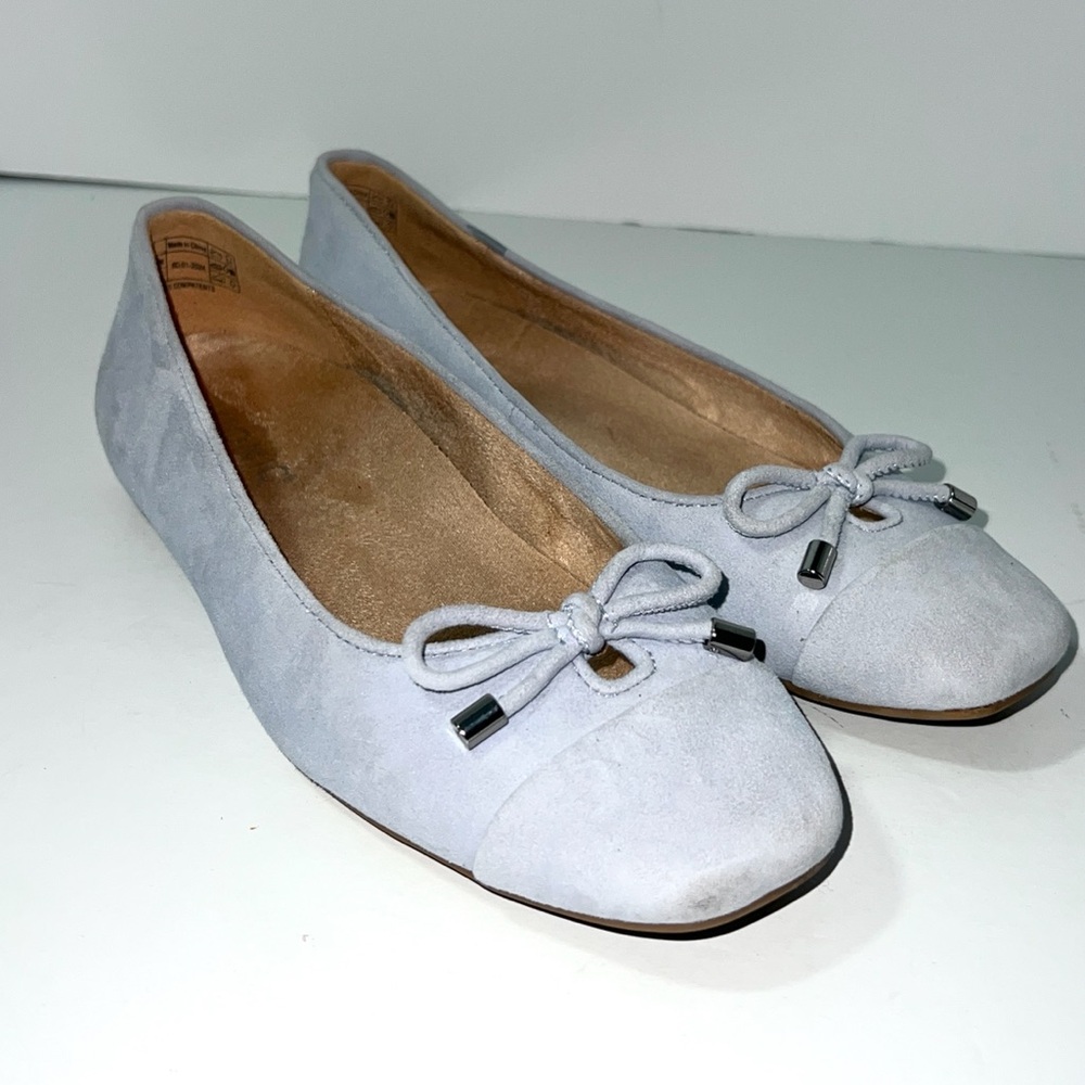 Vionic Klara Cap Toe Bow Suede Flat Shoes in Skyway Blue Women's Size 6